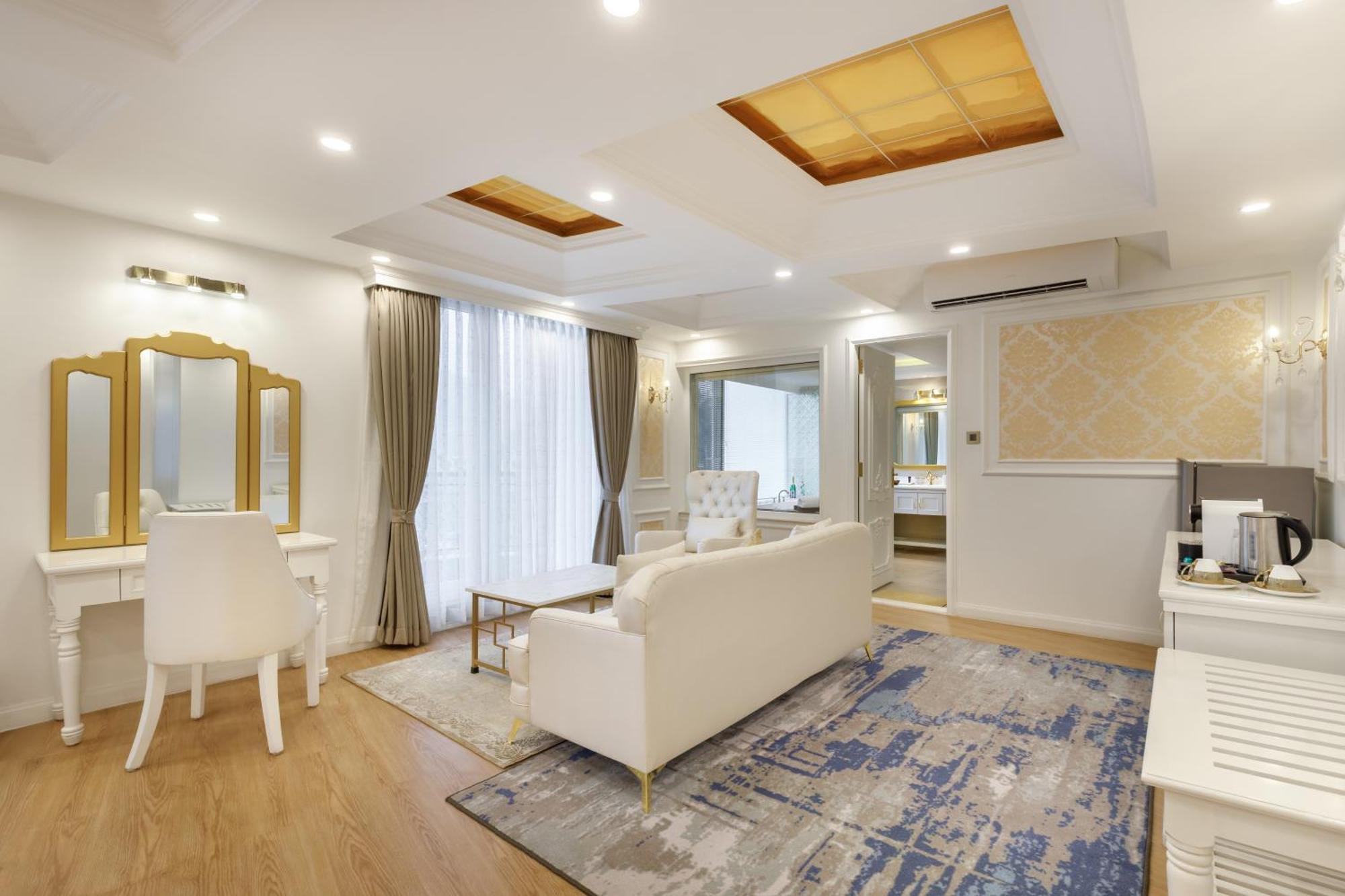 Le Glamour Resort & Wellness Spa ポカラ エクステリア 写真