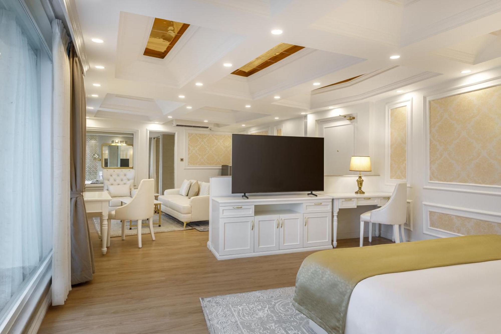 Le Glamour Resort & Wellness Spa ポカラ エクステリア 写真